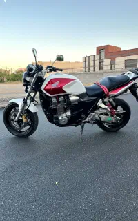CB 1300
