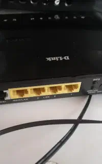 مودم دی لینک D-Link کاملا سالم