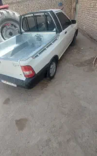 جویای کار با پراید وانت
