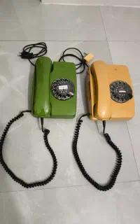 تلفن قدیمی سالم و قابل استفاده
