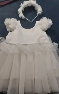 لباس عروس و کفش بچگانه