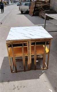 ست ناهارخوری ۴ نفره در گالری قرمز