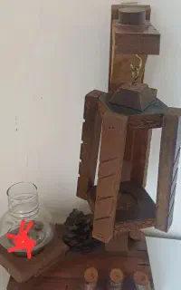 جا شمعی چوبی دیوار کوب