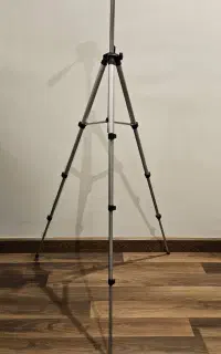 سه پایه دوربین