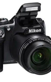 دوربین نیکون b500