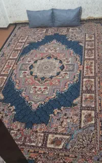 دو عدد فرش ۶ متری سالم وتمیز
