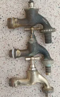 شیراب حیاط برنجی