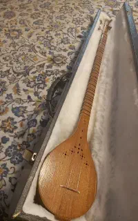 سه تار عطا