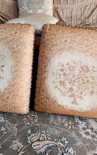 پشتی