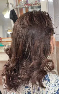 آموزش وخدمات آرایشگری