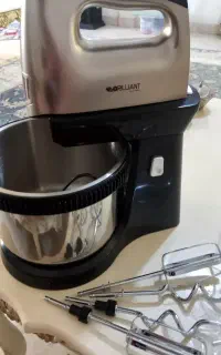 همزن برقی دو کاره در حد نو