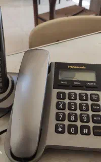 تلفن خانگی . با بیسیم . با برد200متری