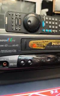 ویدیو فیلپس استریو