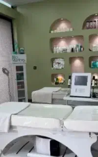 نیازمند پزشک یا اتاق در مطب یا کلینیک