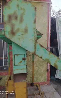 چند دستگاه پسته
