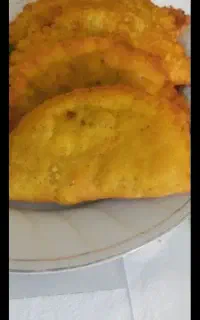 همکارخانم جهت همکاری درکارگاه فست فود
