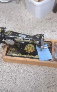 چرخ خیاطی دستی