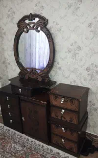 آیینه ومیزآرایشی