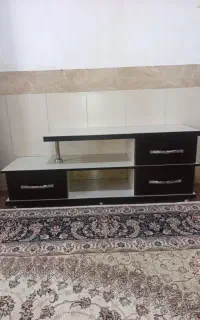 میز تلویزیون در حد نو سفارشی