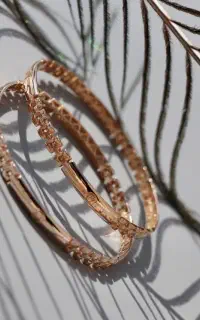 عکاسی و تولید محتوا حرفه‌ای طلا و صنایع دستی