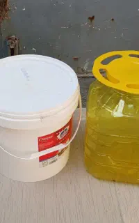 دبه ترشی و خیارشور و سطل پنیر