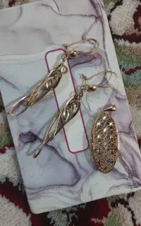 مقداری طلا ۲۰۰ بالا خام