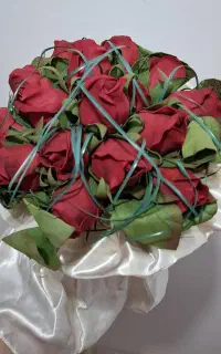 دوتا دسته گل عروس به قیمت مناسب