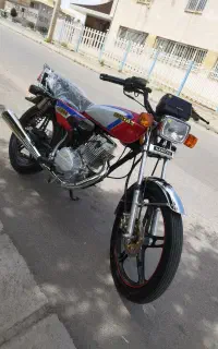 موتور همتاز 200
