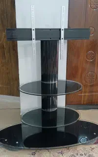 زیر تلوزیونی