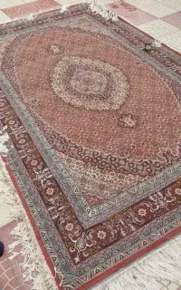 بافنده فرش در منزل