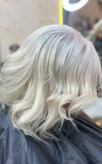 رنگ و لایت حتی روی موی  مشکی شده حنا وکراتین شده