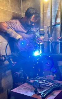 خدمات لوله کشی آب گاز موتورخانه