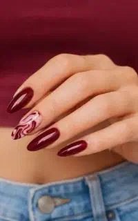 خدمات تخصصی و vip ناخن همراه با تخفیفات ویژه