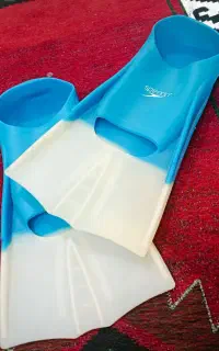 کفش استخر برای غواصی و شنا