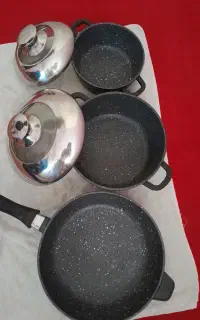 قابلمه چدن ۵ تیکه اصل فوما ژاپنی