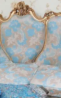 مبل سلطنتی ۹نفره .بامیز جلو ودوتا عسلی