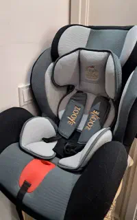 صندلی ماشین کودک zooye