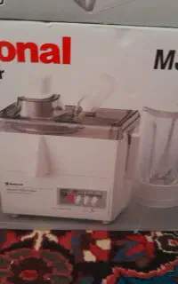 آبمیوه گیری ومخلوط کن وآسیاب ناسیونال اصل ژاپن