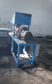 نیروی کارخانوم برای کارگاه زغال فشرده