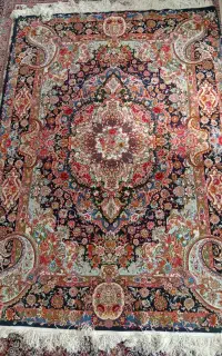 فرش دستباف ۳متری