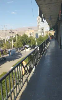 مغازه تجاری