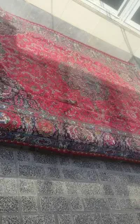 قالی 9متری سالم به فروش می‌رسد سه میلیون نیم