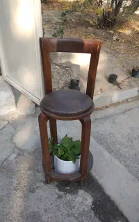 صندلی و میز کلاسیک