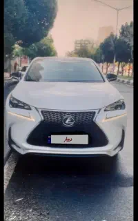 لکسوس ۳۰۰nx h سفید ۲۰۱۷