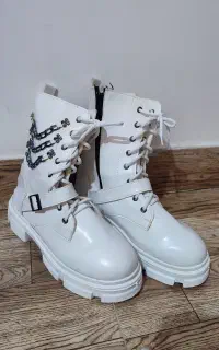 پوتین زنانه