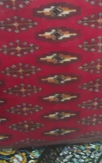 دوعدد پشتی دست بافت مال تبریزه