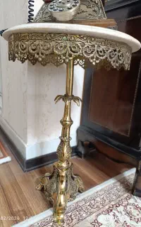 میز تمام برنز