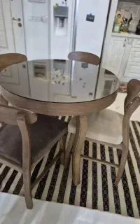 میز نهار خوری چهارنفره