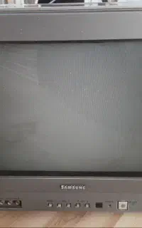تلویزیون۱۴انج
