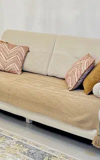 مبل ۵ نفره تخت‌خواب‌شو مکانیزه رنگ کرم استخونی